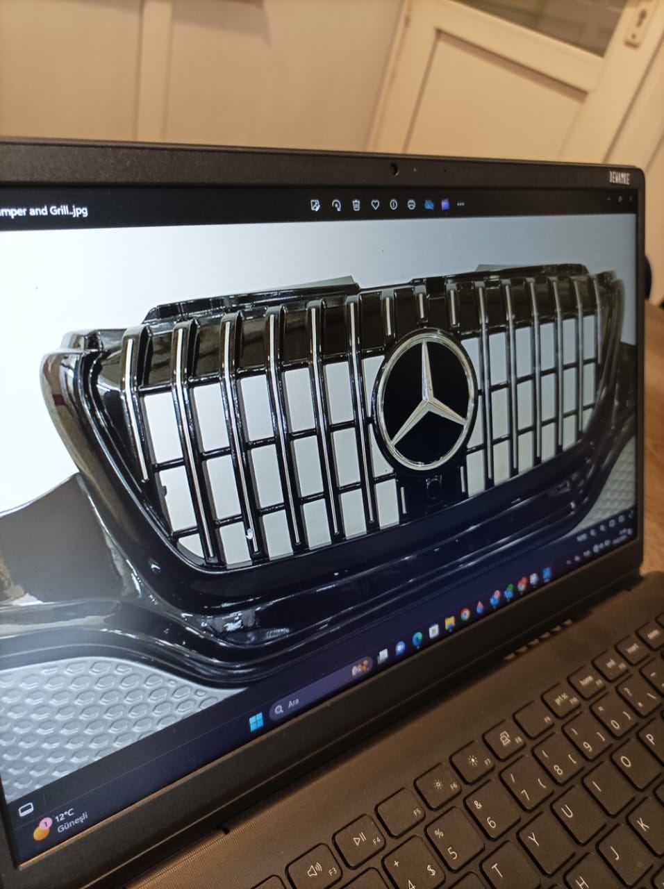 GTR-Style Grille